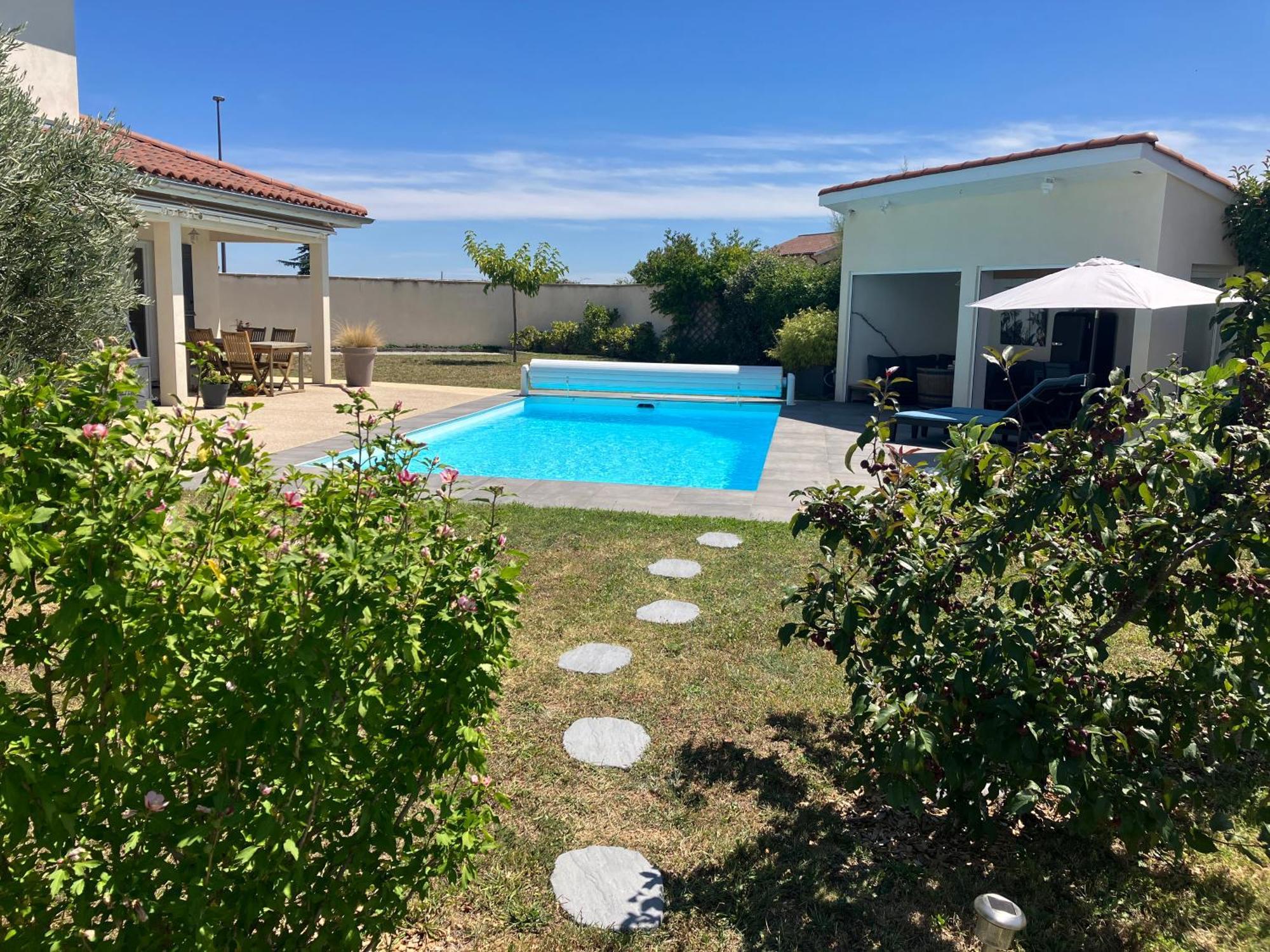 Gite Bambou Avec Piscine Saint-Andeol-le-Chateau Екстер'єр фото